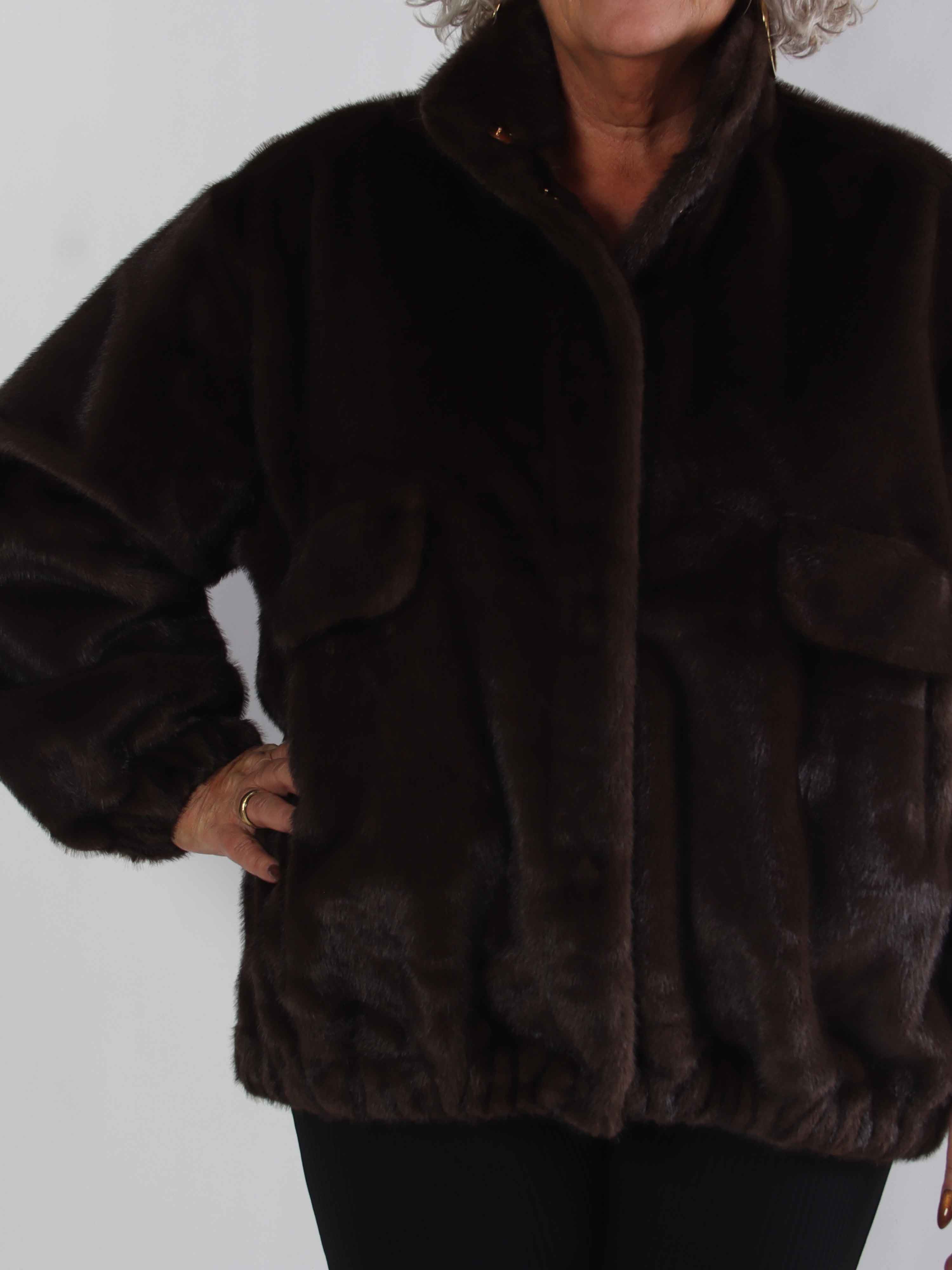 Daniela - Blød faux fur bomberjakke